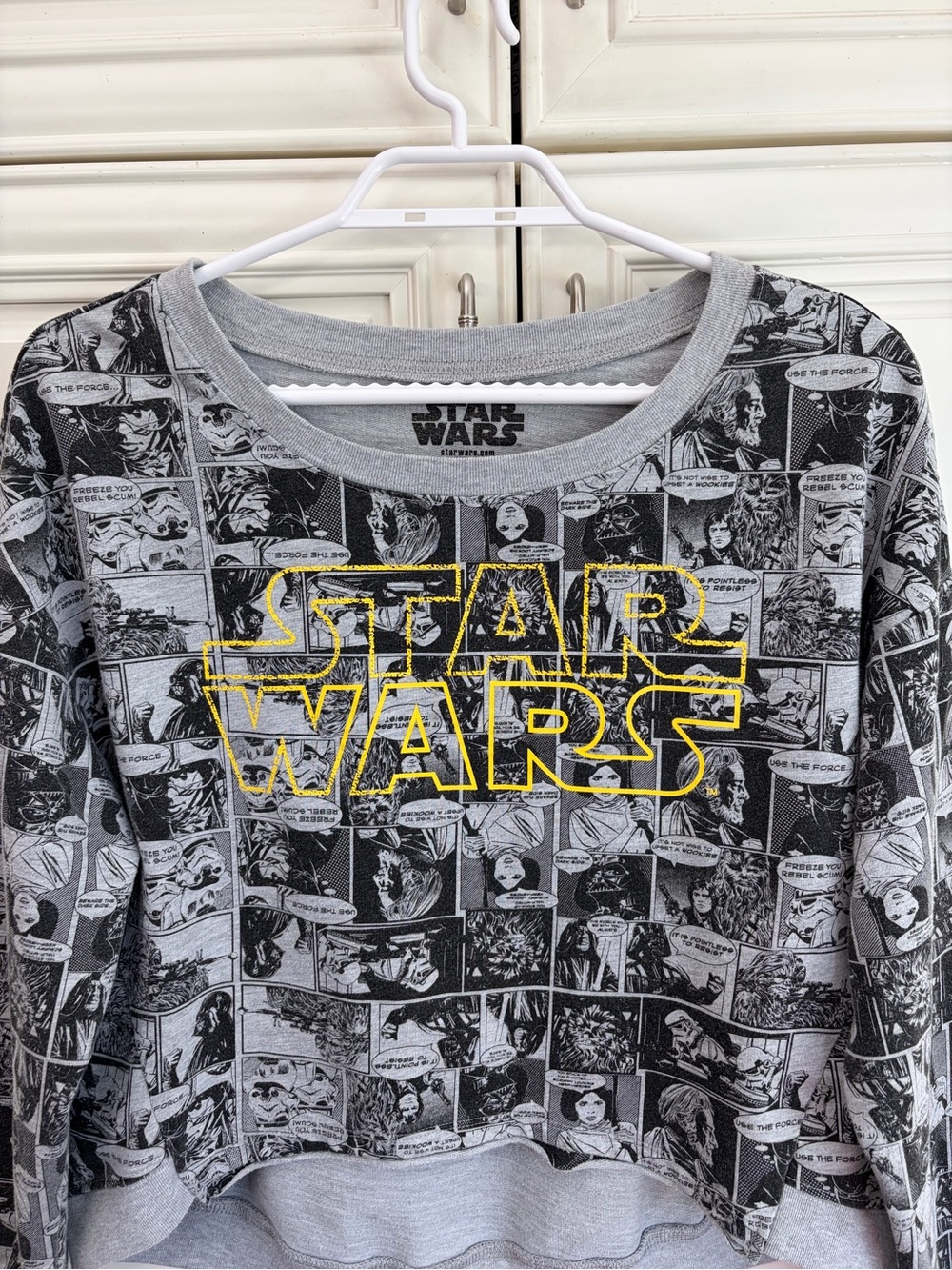Star Wars women’s cropped graphic sweatshirt - Picture 3 of 12